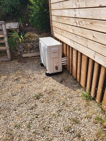 devis installation clim interieure noire Altech Vidauban Arcs sur Argens 