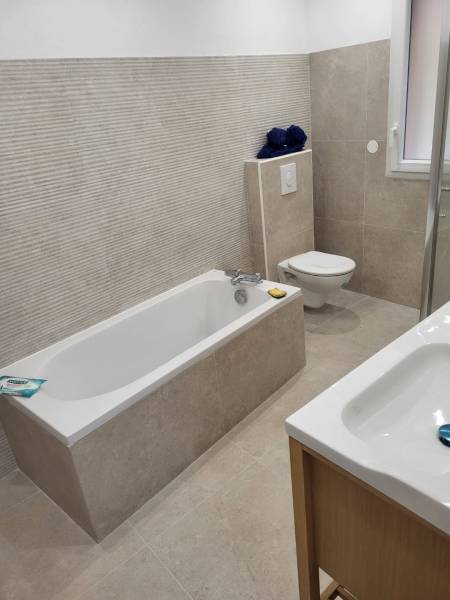 pose d une baignoire a draguignan 